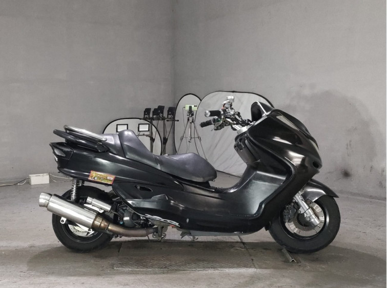 Мотоцикл Yamaha MAJESTY 250 с пробегом 60540 km