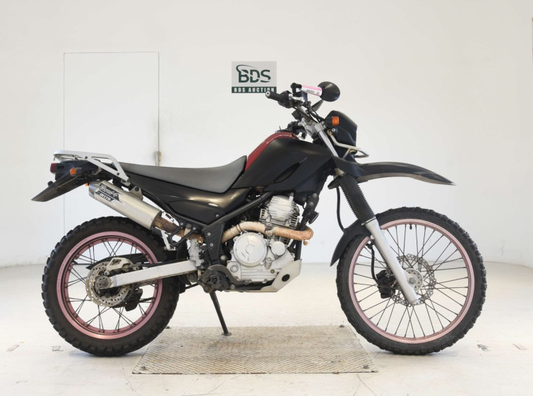 Мотоцикл Yamaha SEROW XT250 с пробегом 75857 km