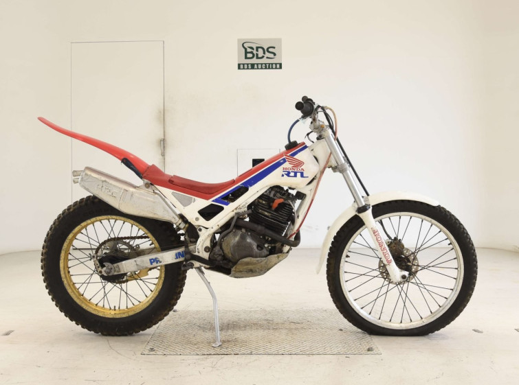 Мотоцикл Honda RTL250R