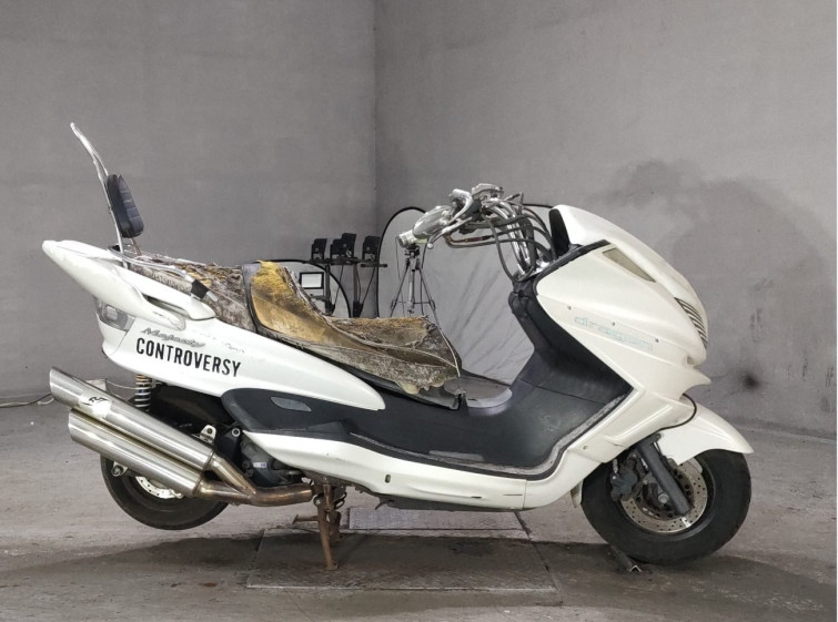 Мотоцикл Yamaha MAJESTY 250C з пробігом 43200 km