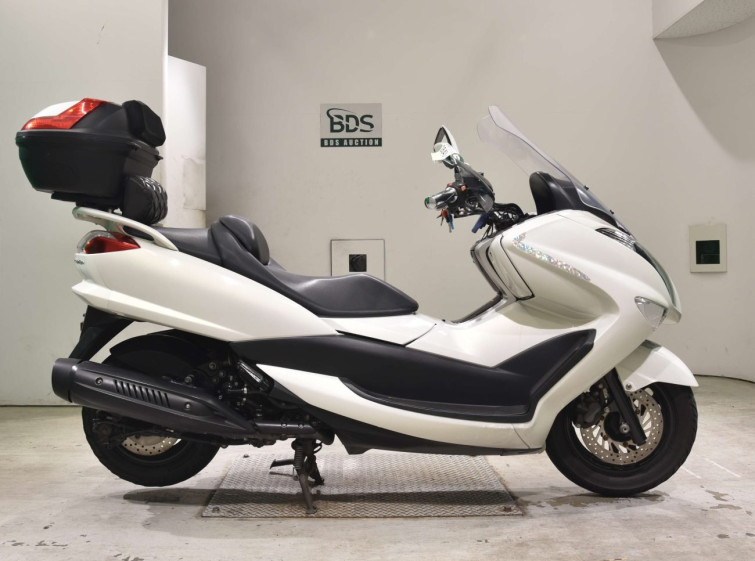 Мотоцикл Yamaha MAJESTY 250 с пробегом 84002 km