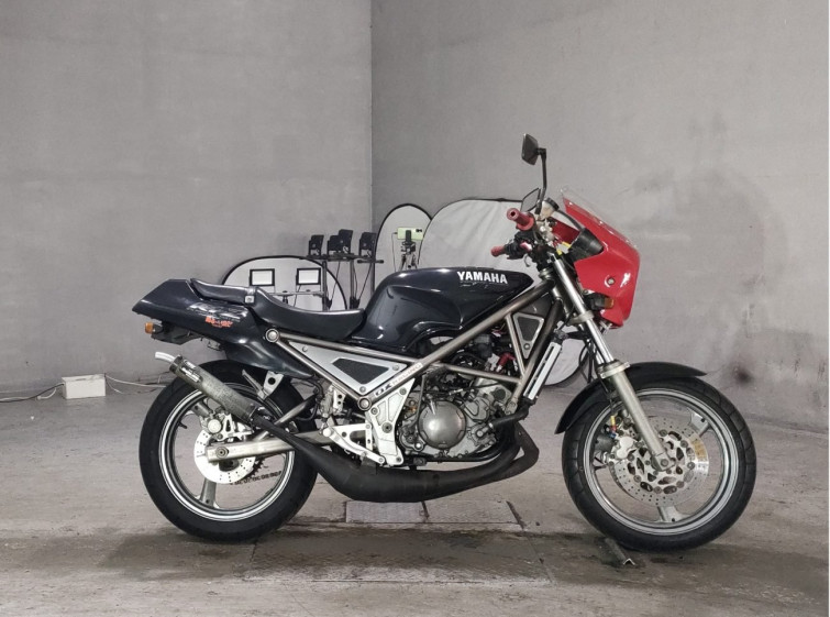 Мотоцикл Yamaha R1-Z з пробігом 34370 km