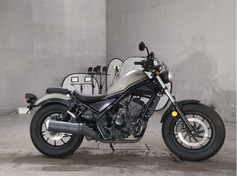 Мотоцикл Honda REBEL 250 с пробегом 4568 km