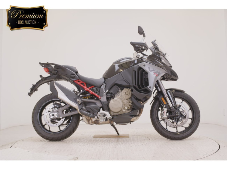 Мотоцикл Ducati MULTISTRADA V4S з пробігом 126 km