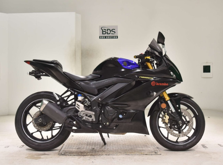 Мотоцикл Yamaha YZF-R3 с пробегом 33270 km