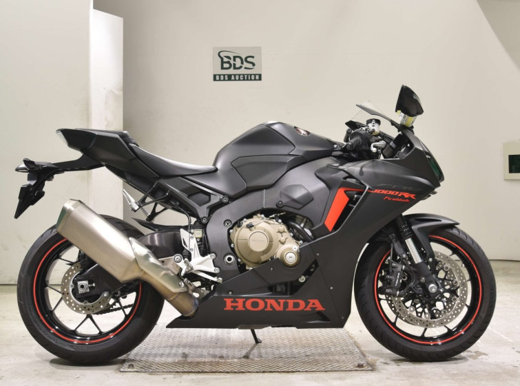 Мотоцикл Honda CBR1000RR з пробігом 11736 km