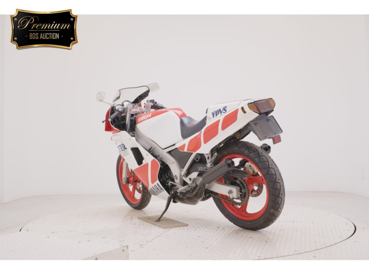 Мотоцикл Yamaha TZR250 з пробігом 6448 km з пробігом 6448 km