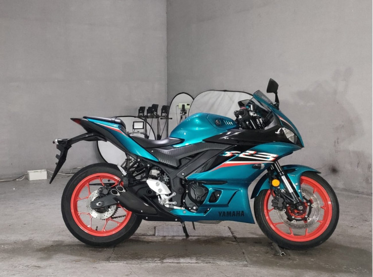 Мотоцикл Yamaha YZF-R3 з пробігом 21449 km