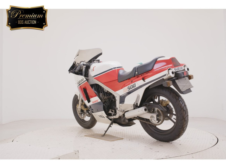 Мотоцикл Suzuki RG500 GAMMA с пробегом 3 km с пробегом 3 km