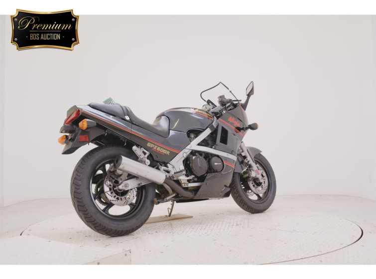 Мотоцикл Kawasaki GPZ600R з пробігом 19200 km з пробігом 19200 km