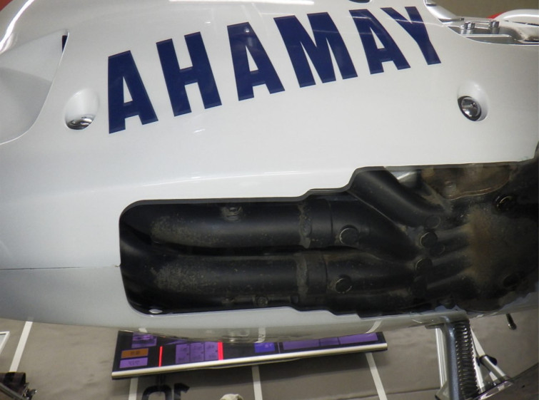 Мотоцикл Yamaha FZR400RR с пробегом 6229 km с пробегом 6229 km