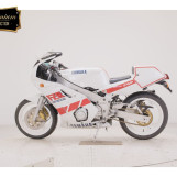 Мотоцикл Yamaha FZR400RR с пробегом 6229 km с пробегом 6229 km