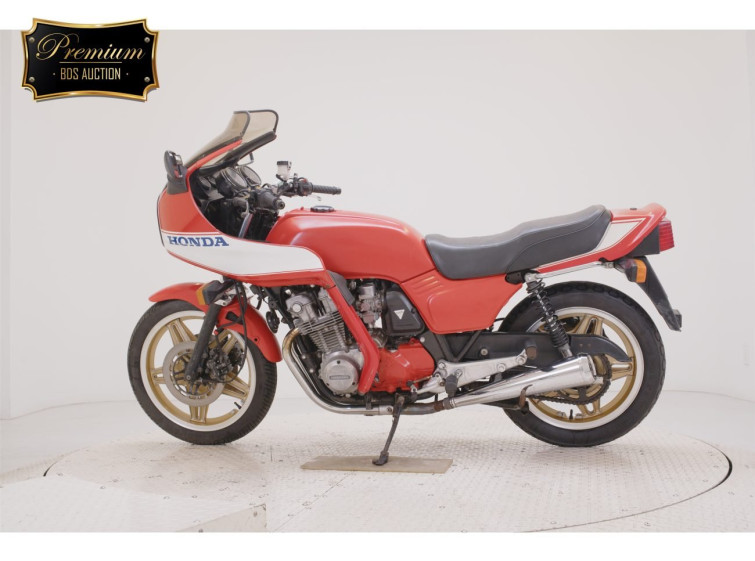 Мотоцикл Honda HORNET CB900F з пробігом 50616 km з пробігом 50616 km