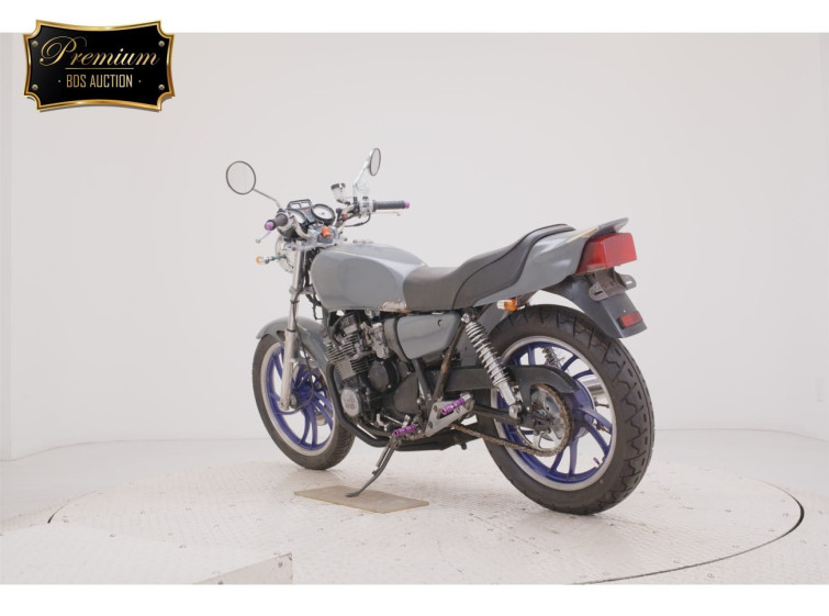 Мотоцикл Yamaha XJ400 с пробегом 89254 km с пробегом 89254 km