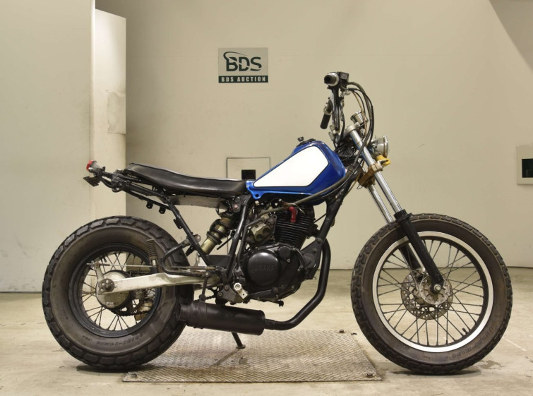 Мотоцикл Yamaha TW200E с пробегом 12333 km