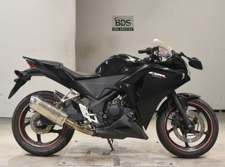 Мотоцикл Honda CBR250R з пробігом 20344 km