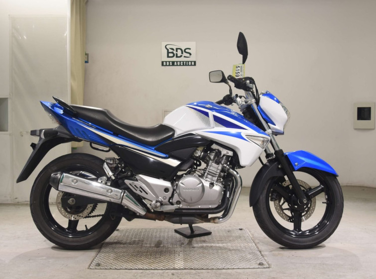 Мотоцикл Suzuki GSR250 з пробігом 12000 km