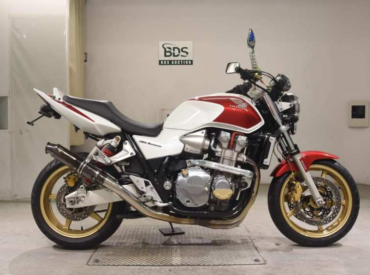 Мотоцикл Honda CB1300SF с пробегом 57955 km