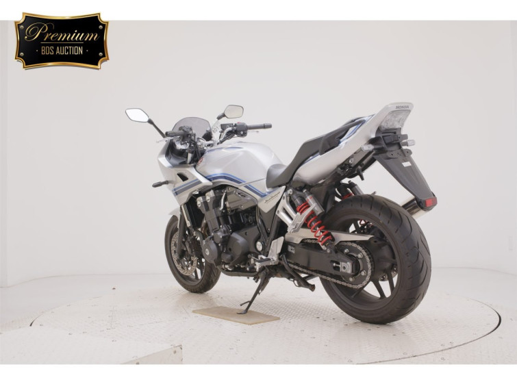 Мотоцикл Honda CB1300SF BOLDOR с пробегом 8000 km с пробегом 8000 km