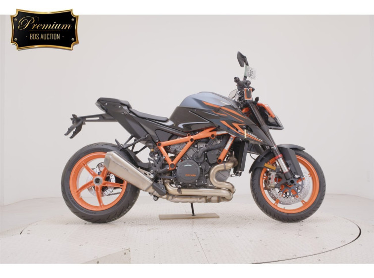Мотоцикл KTM 1290 SUPERDUKE R з пробігом 1 km з пробігом 1 km
