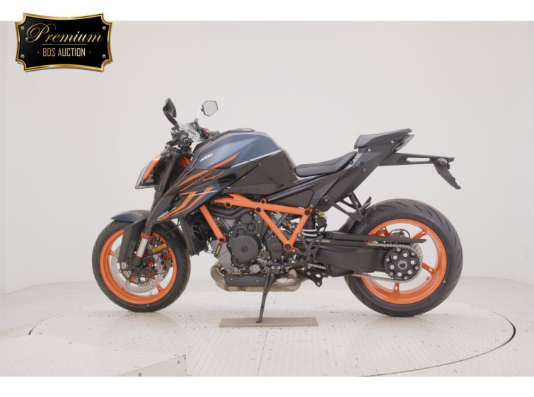 Мотоцикл KTM 1290 SUPERDUKE R з пробігом 1 km з пробігом 1 km