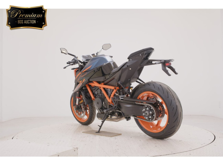 Мотоцикл KTM 1290 SUPERDUKE R з пробігом 1 km з пробігом 1 km