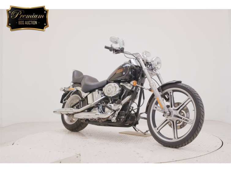 Мотоцикл HD SOFTAIL FXSTC1580 з пробігом 3300 km з пробігом 3300 km