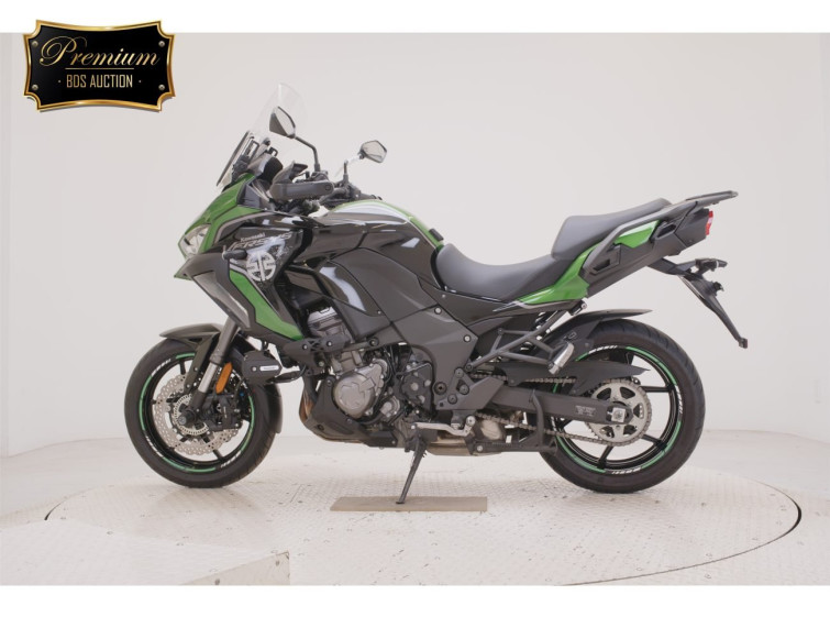 Мотоцикл Kawasaki VERSYS1000SE с пробегом 9899 km с пробегом 9899 km