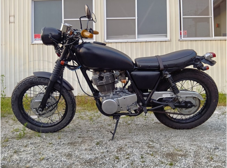 Мотоцикл Yamaha SR400 с пробегом 21461 km