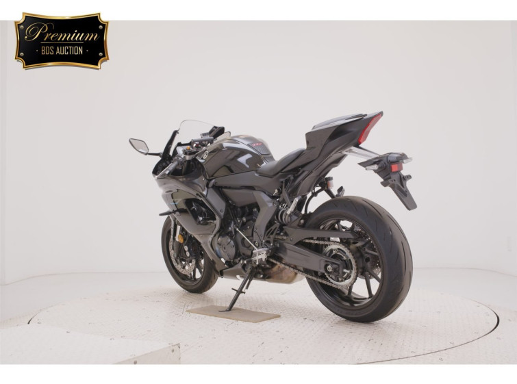 Мотоцикл Yamaha YZF-R7-2 с пробегом 1381 km с пробегом 1381 km