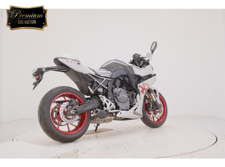 Мотоцикл Suzuki с пробегом 1 km с пробегом 1 km