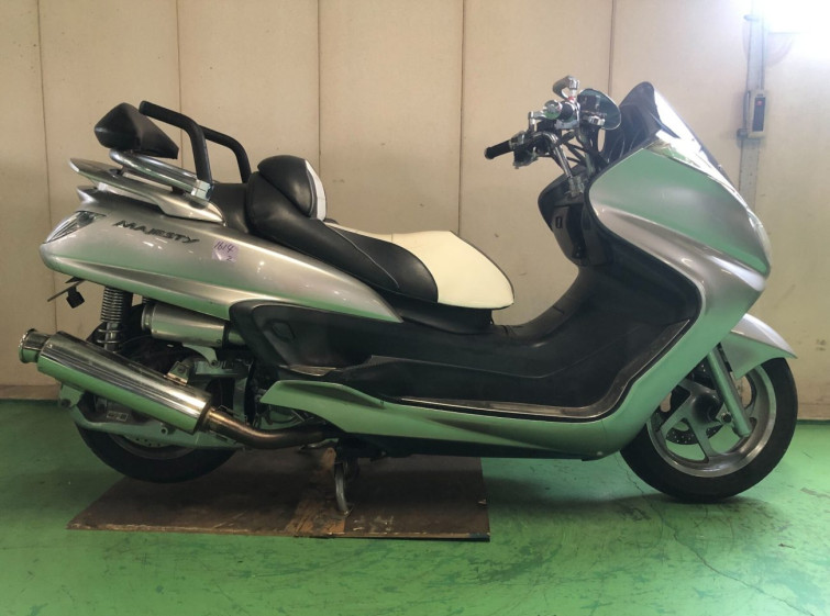 Мотоцикл Yamaha GRAND MAJESTY 250