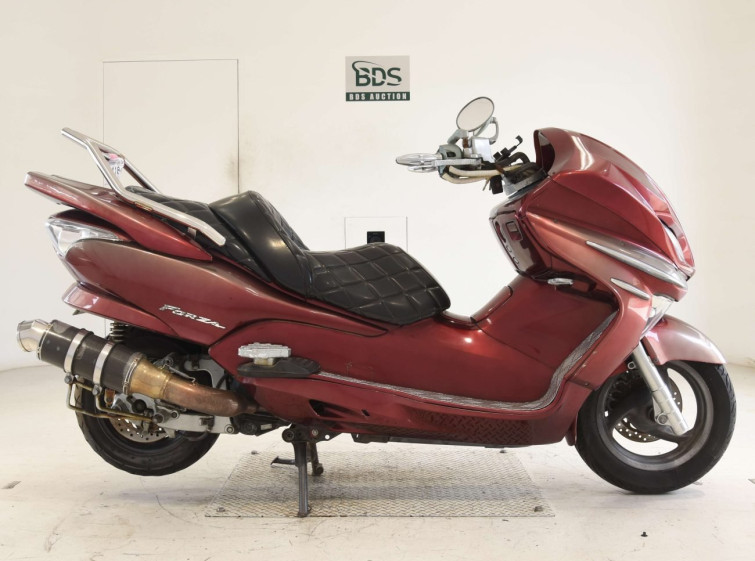 Мотоцикл Honda FORZA Z