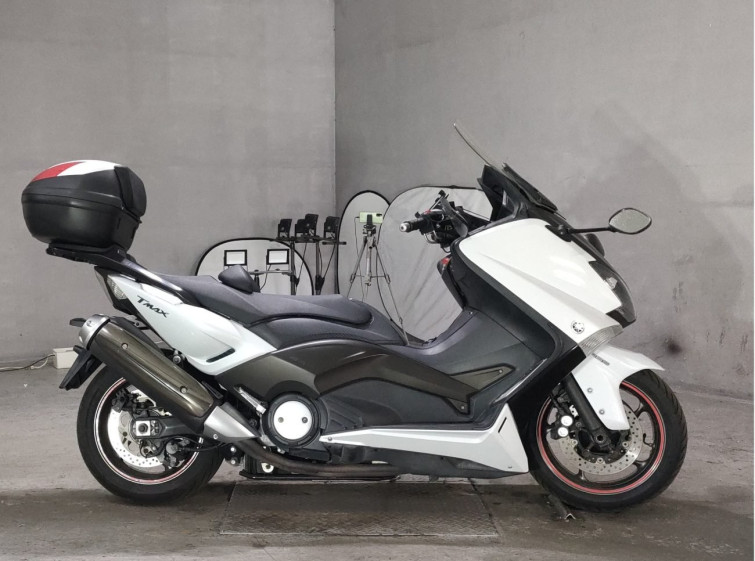 Мотоцикл Yamaha T-MAX530 с пробегом 14422 km