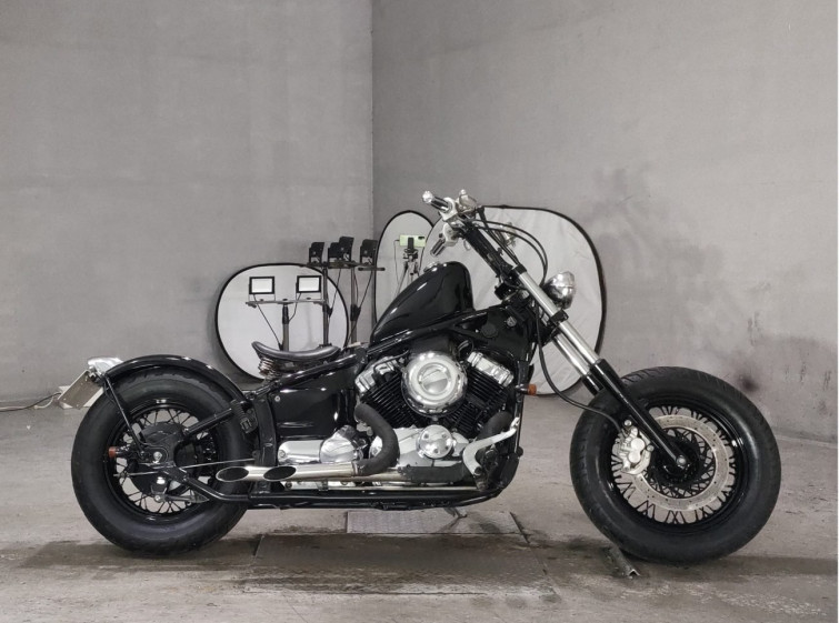 Мотоцикл Yamaha DRAGSTAR XVS400 CLASSIC з пробігом 2036 km