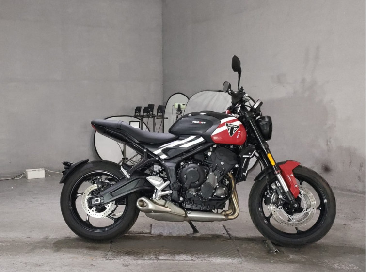 Мотоцикл Triumph TRIDENT660 с пробегом 824 km