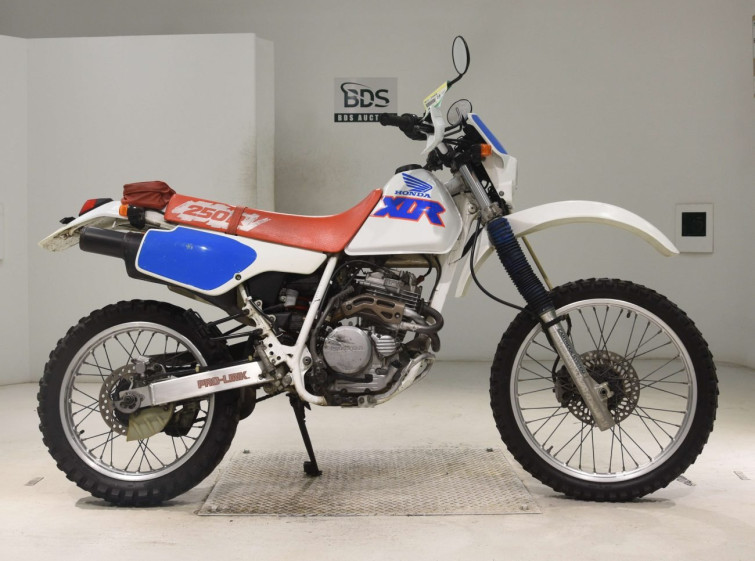 Мотоцикл Honda XLR250R з пробігом 18183 km