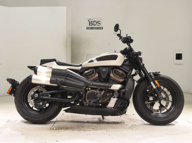 Мотоцикл HD RH1250S з пробігом 6048 km
