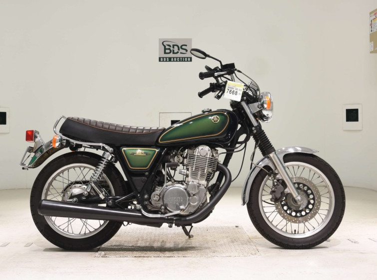 Мотоцикл Yamaha SR400 с пробегом 14528 km