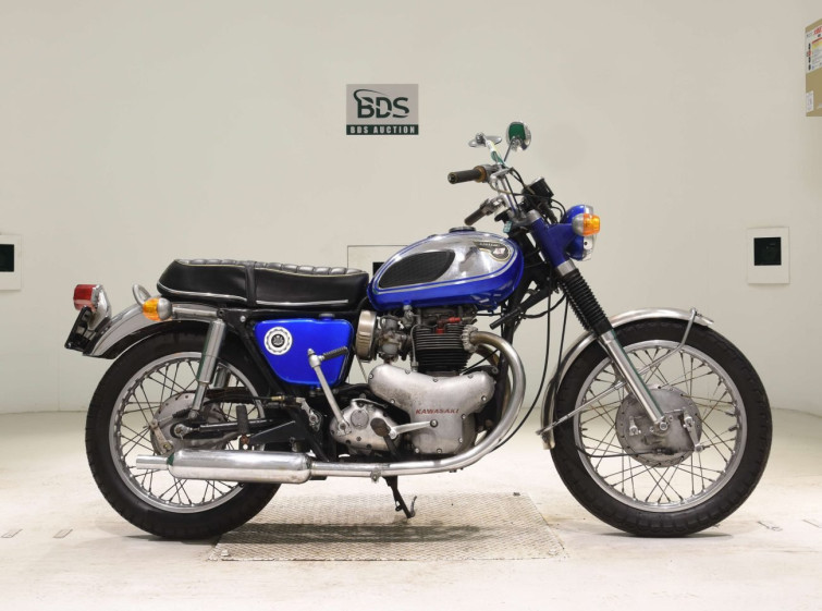 Мотоцикл Kawasaki W1S з пробігом 29058 km