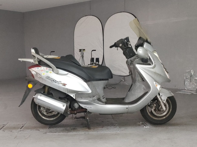 Мотоцикл Kymco GRAND DINK250Z з пробігом 34237 km з пробігом 34237 km