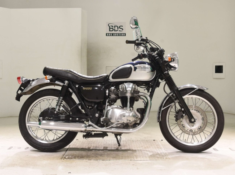 Мотоцикл Kawasaki W650 з пробігом 56424 km