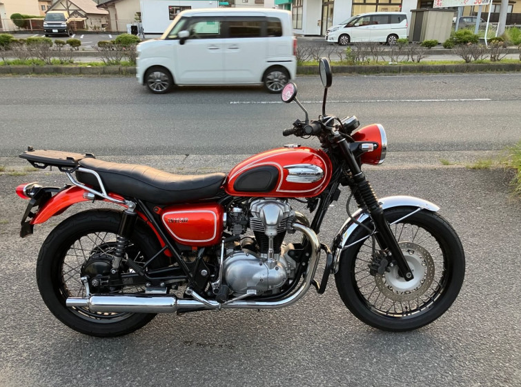 Мотоцикл Kawasaki W650 с пробегом 30843 km