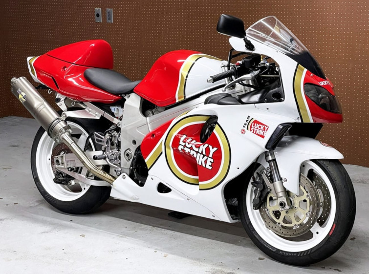 Мотоцикл Suzuki TL1000R з пробігом 56380 km