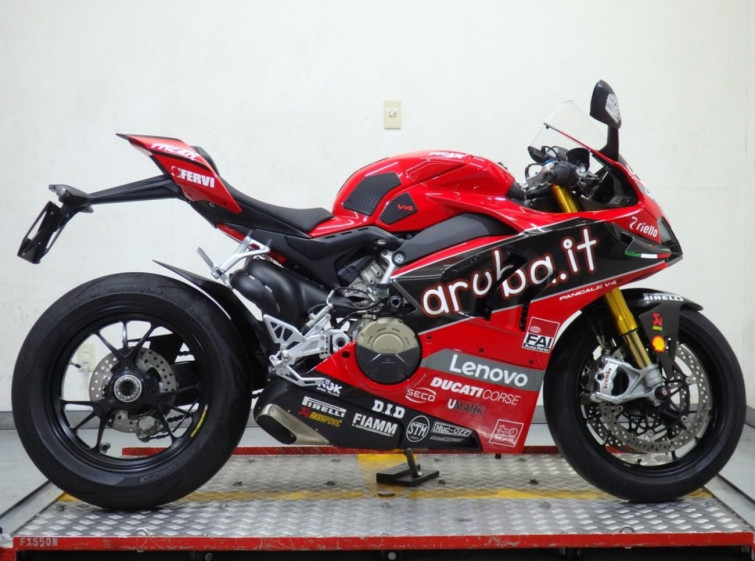 Мотоцикл Ducati DOKA PANIGALE V4S з пробігом 20777 km
