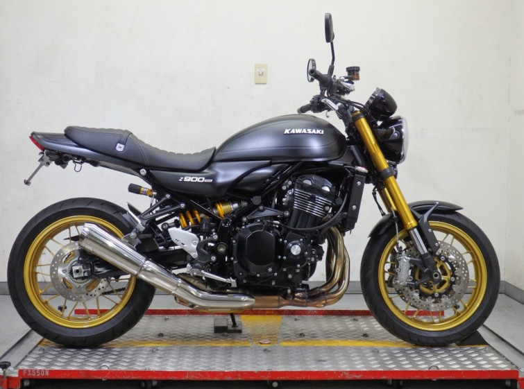 Мотоцикл Kawasaki Z900RS SE з пробігом 2740 km
