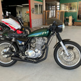 Мотоцикл Yamaha SR400