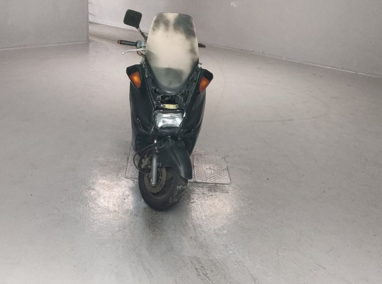 Мотоцикл Yamaha MAJESTY 250 з пробігом 24308 km з пробігом 24308 km