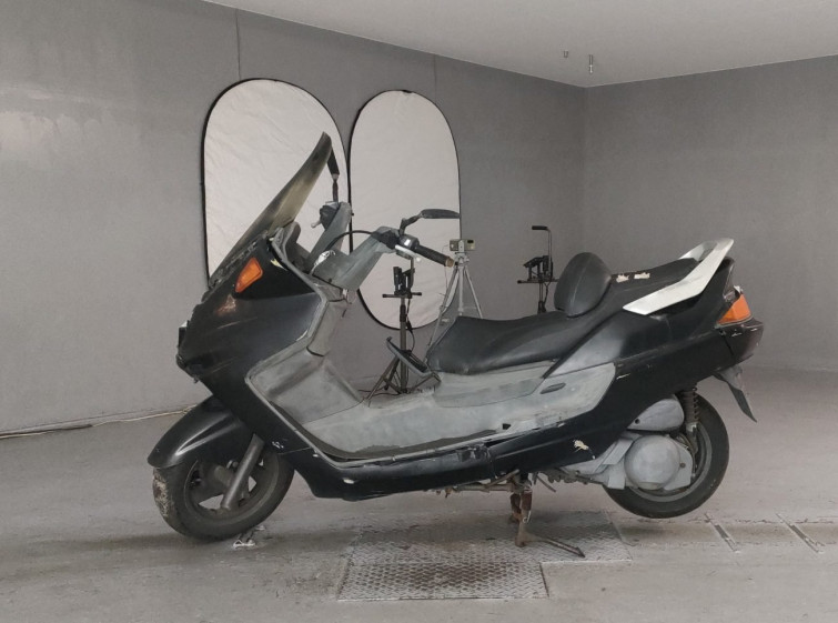 Мотоцикл Yamaha MAJESTY 250 з пробігом 24308 km з пробігом 24308 km