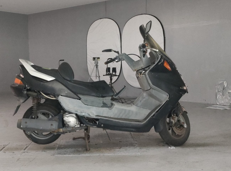 Мотоцикл Yamaha MAJESTY 250 з пробігом 24308 km з пробігом 24308 km